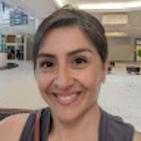 Meet your Posher, Laura - Picture 1 of 1